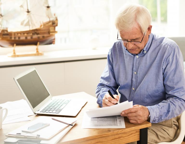Prawo do emerytury i renty - jakie okresy są uwzględniane?