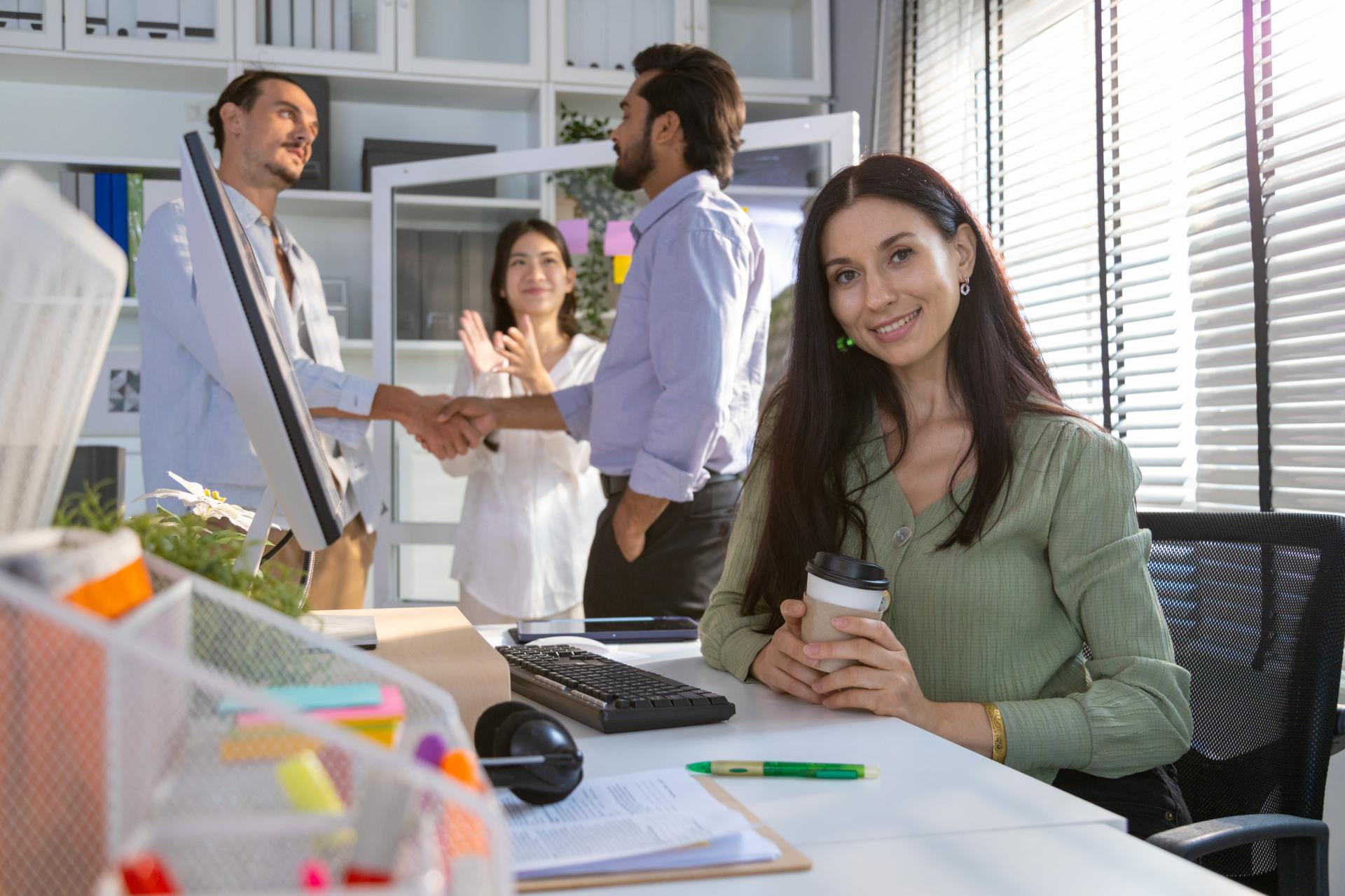 Psychologia pozytywna w firmie - jak ją wdrożyć?